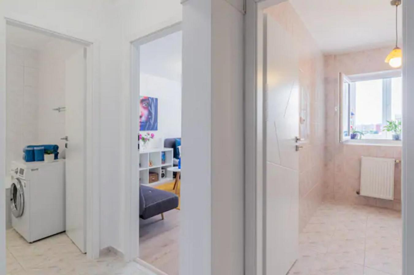 בוקרשט Cosy & Chic Studio Close By Victoria Square מראה חיצוני תמונה